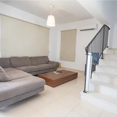Palm Village Villas Vila Protaras