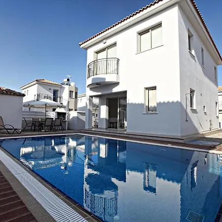 Palm Village Villas * Protaras